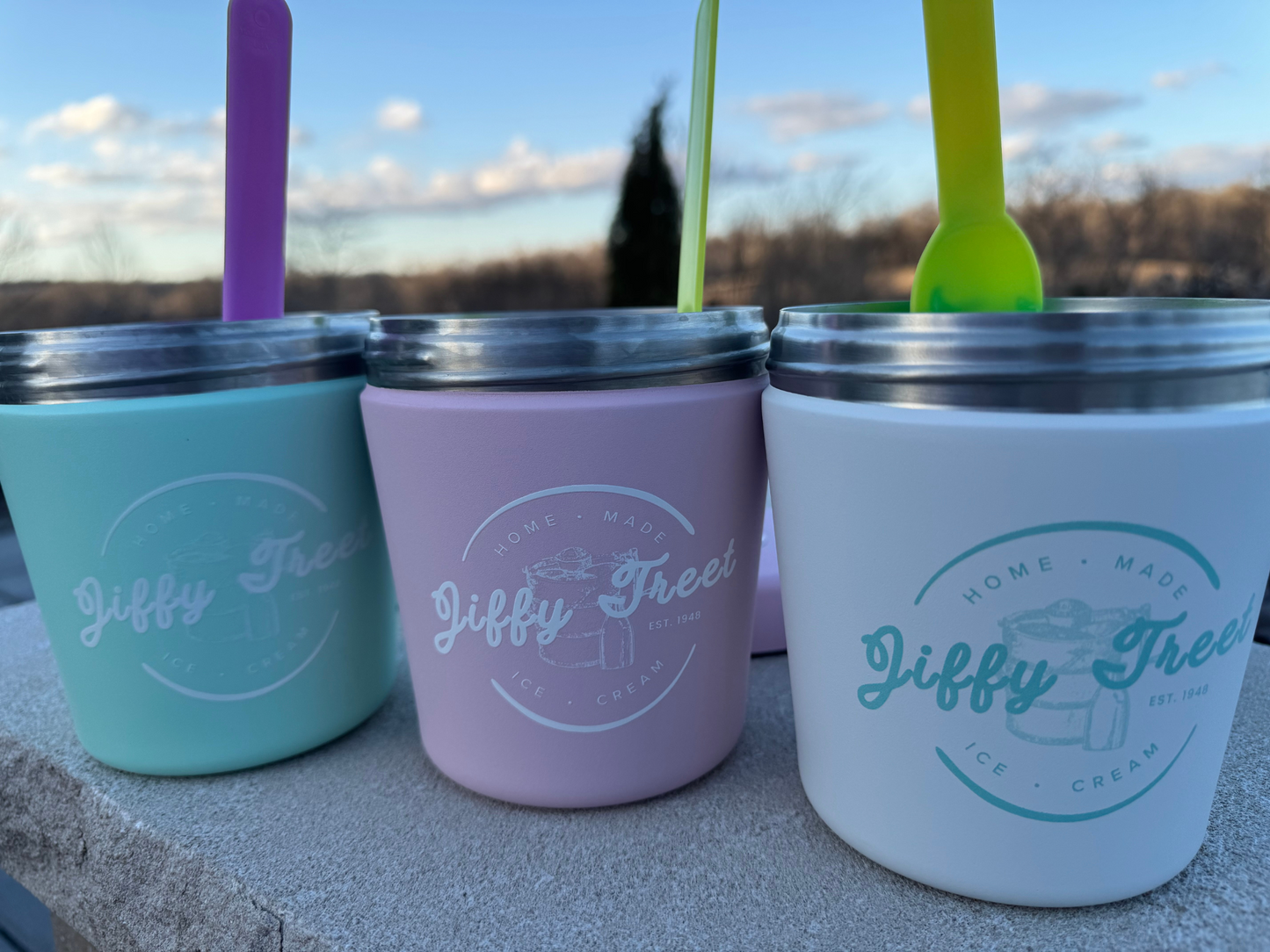 Jiffy Treet Ice Cream Canteen